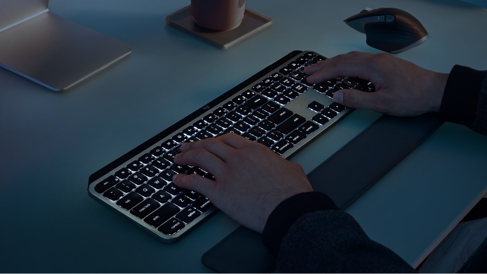 Logitech MX KEYS S for Mac 2